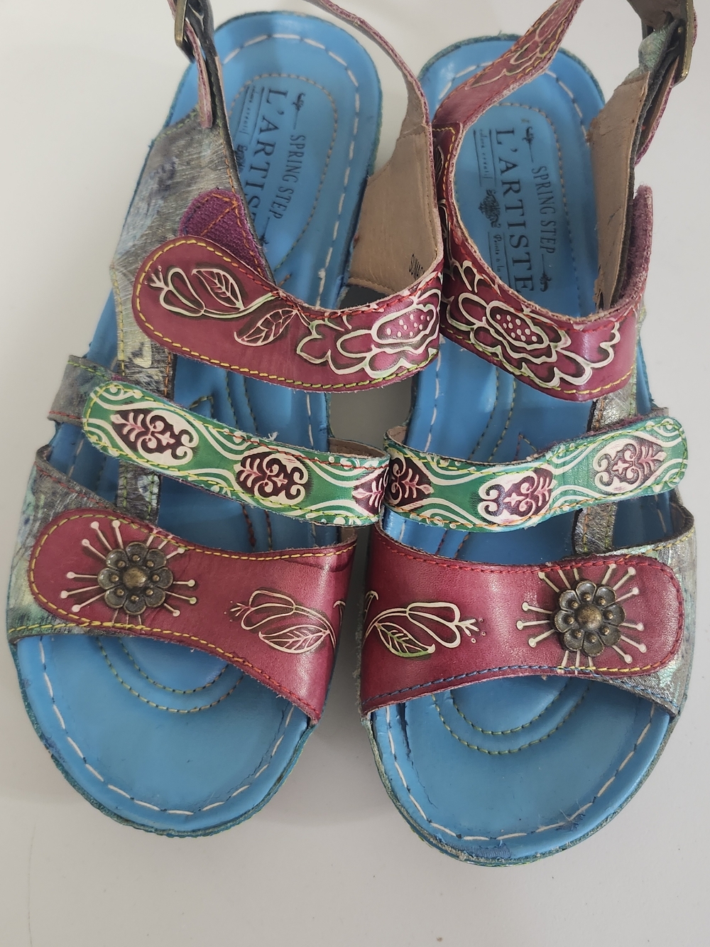 L'Artiste by Spring Step Sumacah Aqua Multi Floral Leather Wedge Sandals Size 37